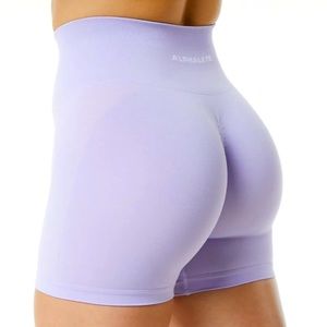 Amplify short 4.5” Misty Lilac